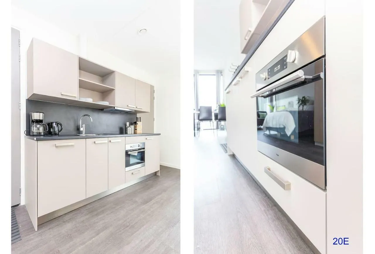 New Delft City View Central Modern Family Top Floor Apartment Utopia 20E